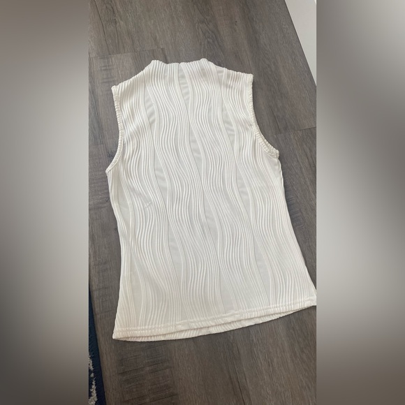 Solid Mock Neck Water Ripple Texture Tank Top - Small - White - Rihoas - Picture 8 of 8